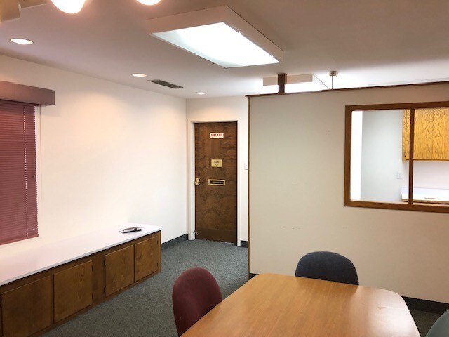 More Photos Of 204 McCollum St, Laramie Medical For Lease