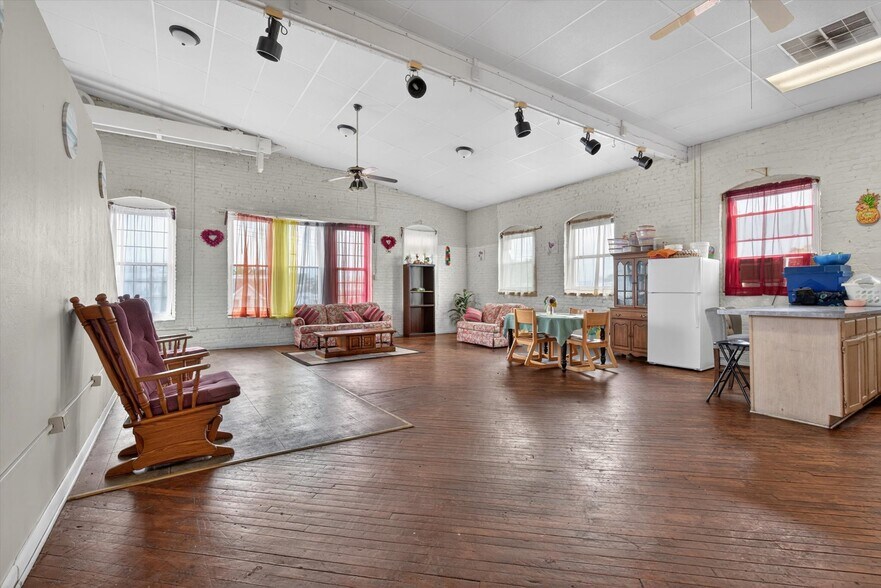 More Photos Of 22 N State St, York Multifamily For Sale