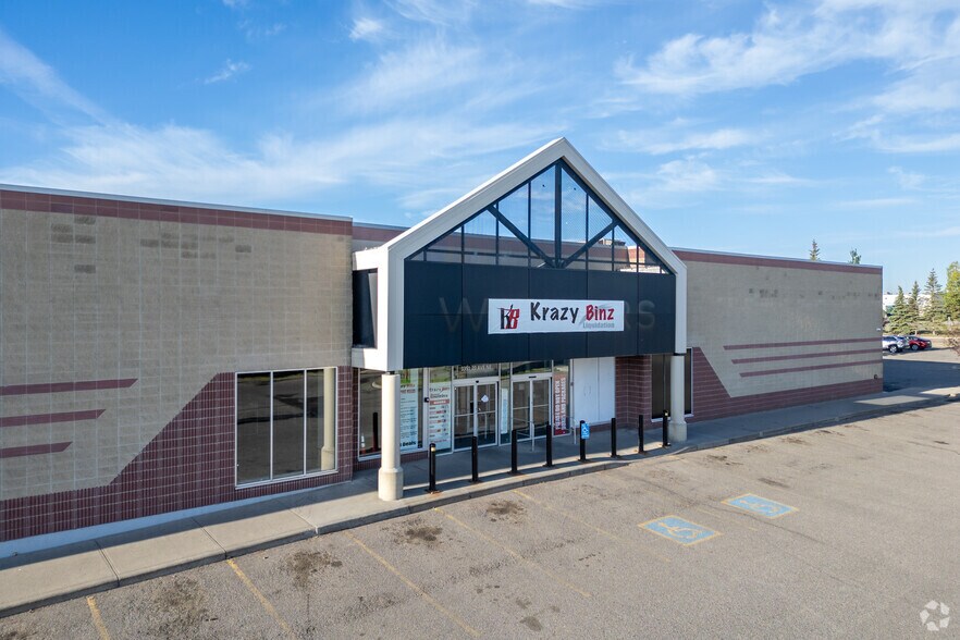 Primary Photo Of 3351 20th Ave NE, Calgary Freestanding For Sale