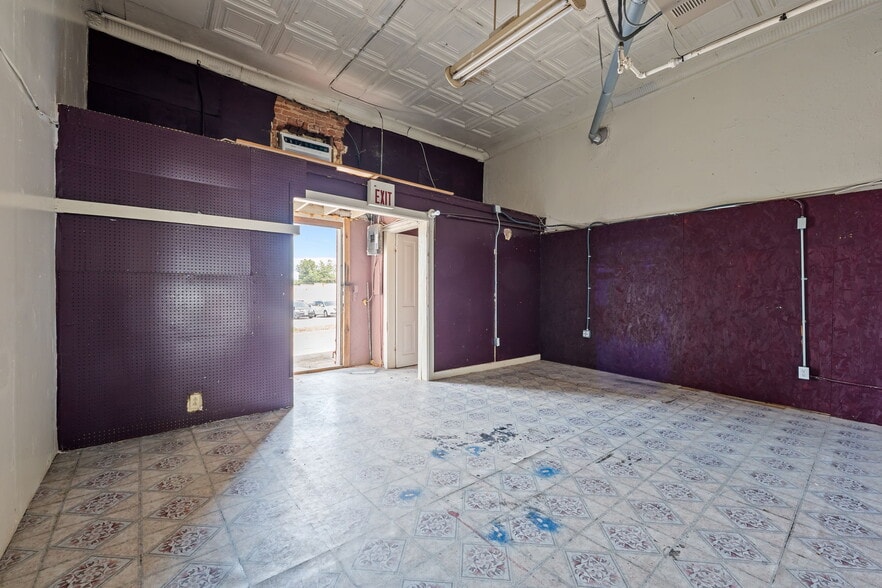 More Photos Of 101-105 S Scales St, Reidsville Storefront Retail Office For Sale