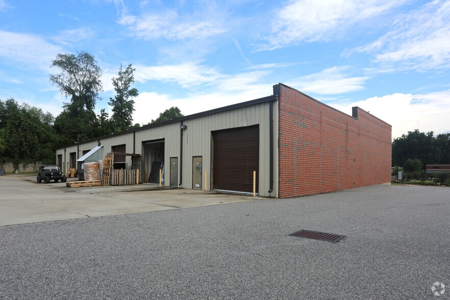 More Photos Of 5190 Performance Dr, Cumming Warehouse For Lease