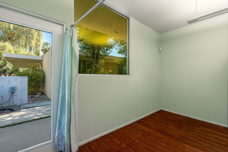 More Photos Of 189-193 S Civic Dr, Palm Springs Medical For Sale