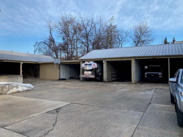 More Photos Of 6222 Sykesville Rd, Sykesville Flex For Lease