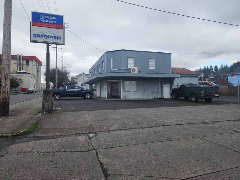 More Photos Of 48 SW Chehalis Ave, Chehalis Showroom For Sale