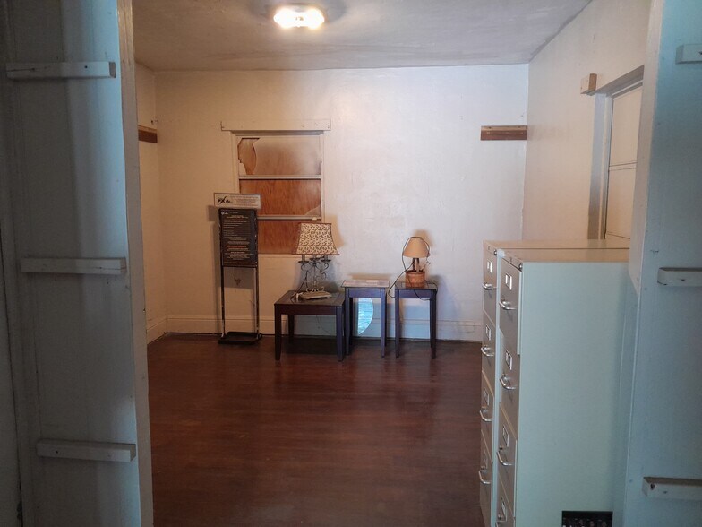 More Photos Of 9135 S Main St, Jonesboro Light Manufacturing For Sale