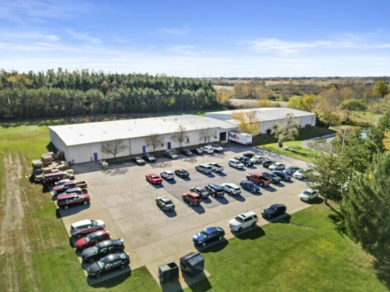 More Photos Of 311 E Corning Rd, Beecher Warehouse For Lease