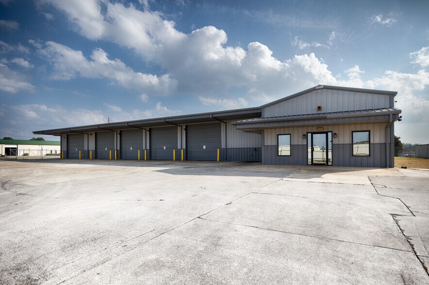 Primary Photo Of 310 Dan Tibbs Rd NW, Huntsville Warehouse For Lease