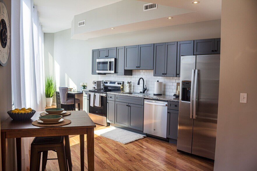 More Photos Of 271-277 State St, Schenectady Apartments For Lease