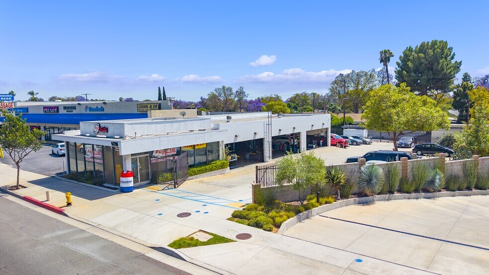 Primary Photo Of 14706 Whittier Blvd, Whittier Auto Repair For Sale