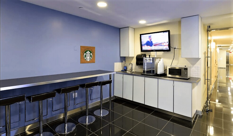 More Photos Of 30 Broad St, New York Coworking Space