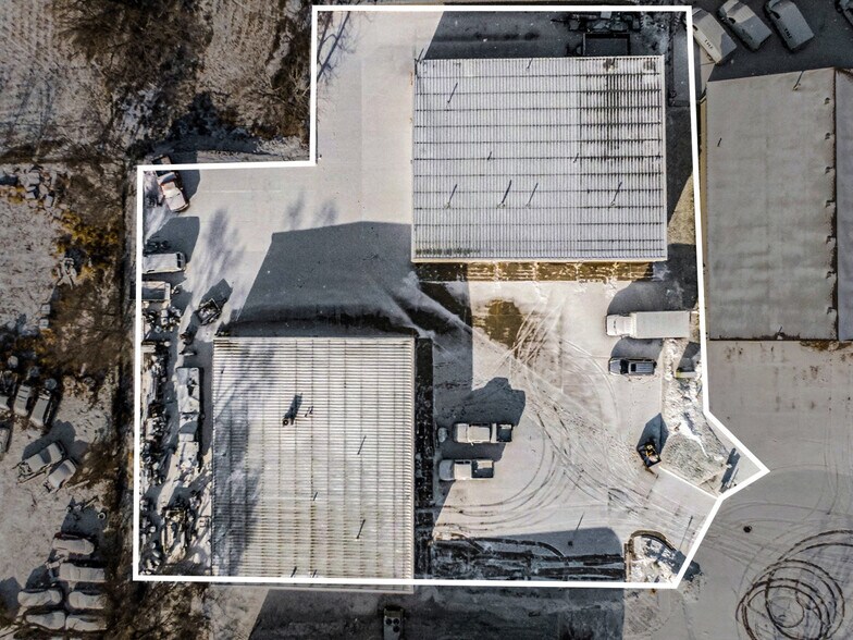 More Photos Of 3145-3149 N 84th Cir, Omaha Warehouse For Sale