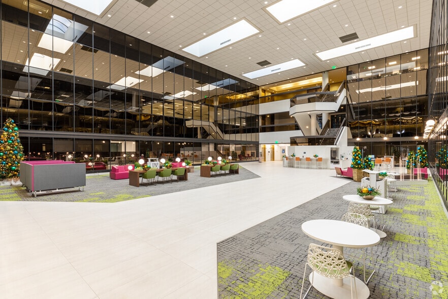 More Photos Of 9110 E Nichols Ave, Centennial Office For Lease