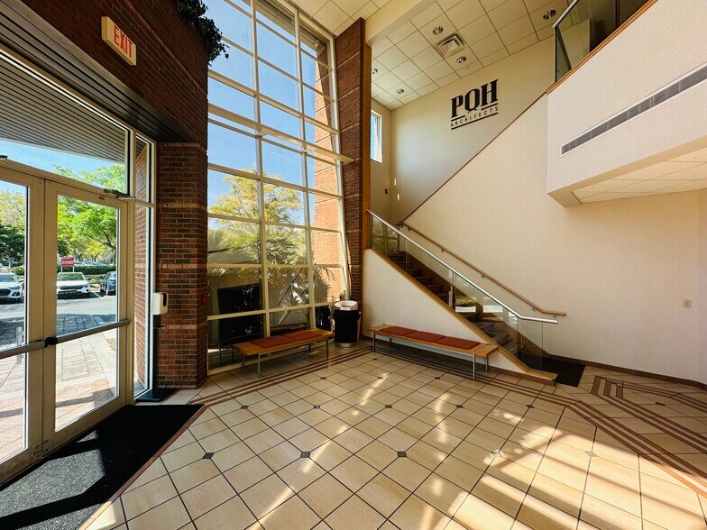 More Photos Of 4141 E Southpoint Dr, Jacksonville Medical For Lease