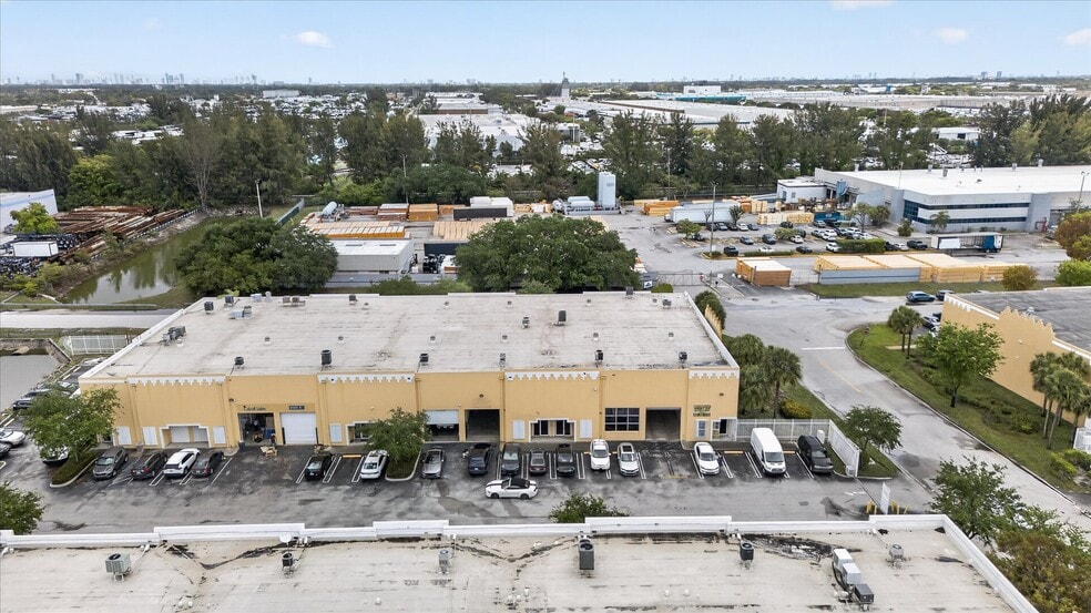 More Photos Of 3815 NW 125th st, Opa-locka Warehouse For Lease