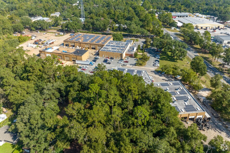 More Photos Of 4702-4708 Capital Cir NW, Tallahassee Manufacturing For Sale