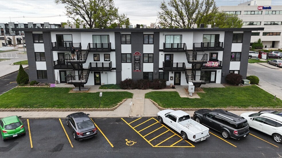 More Photos Of 111 N 56th St, Lincoln Loft Creative Space For Lease