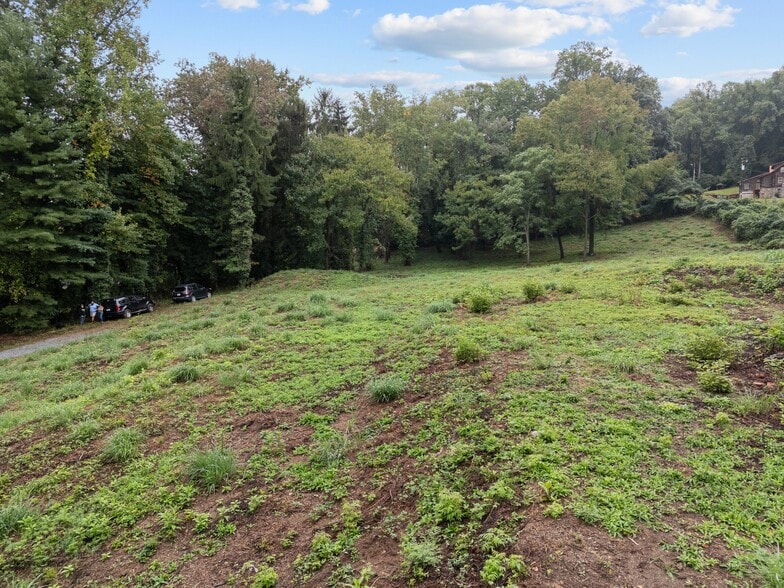 More Photos Of 1945 Hendersonville Rd, Asheville Land For Sale