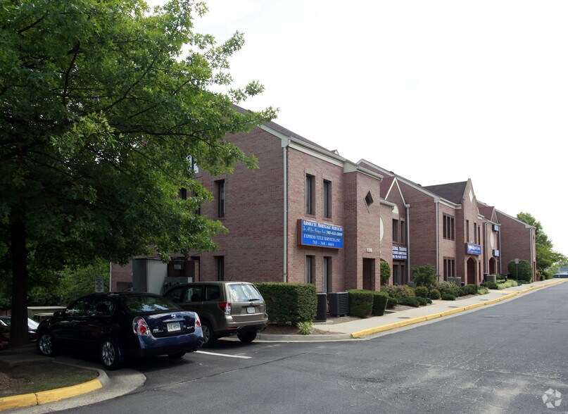 More Photos Of 9310-9318 Old Keene Mill Rd, Burke Medical For Lease