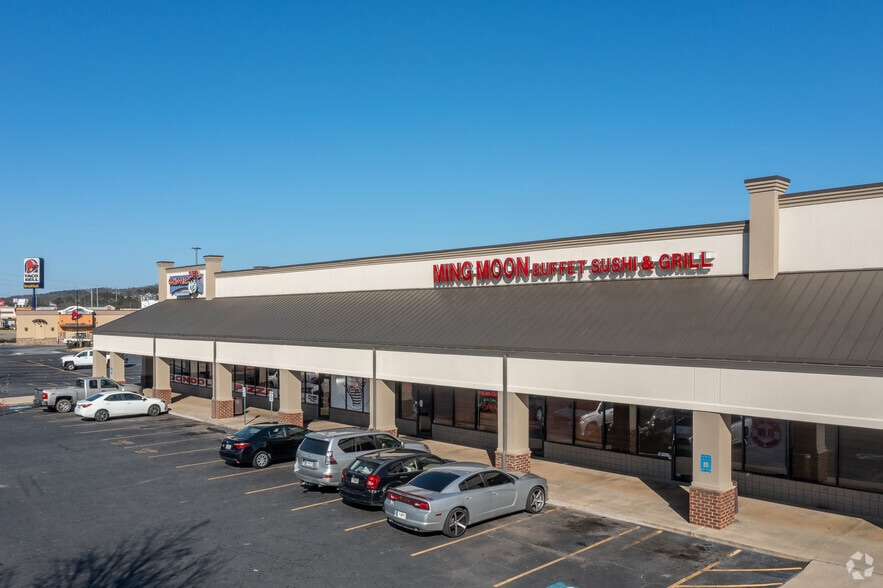 More Photos Of 443 Main St, Cartersville Unknown For Lease