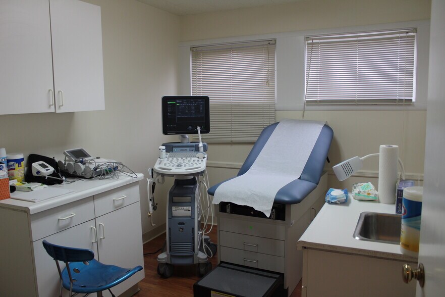 More Photos Of 15 Moore Ave, Mount Kisco Medical For Sale