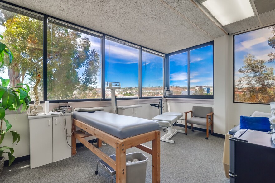 More Photos Of 2333 Camino del Rio S, San Diego Office For Sale