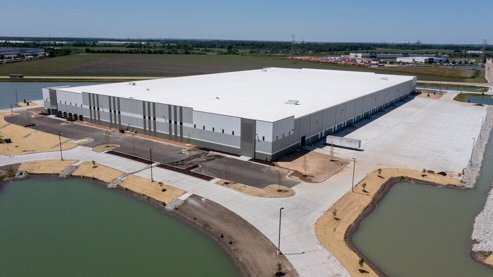 More Photos Of Gateway Panattoni, Edwardsville Unknown For Lease