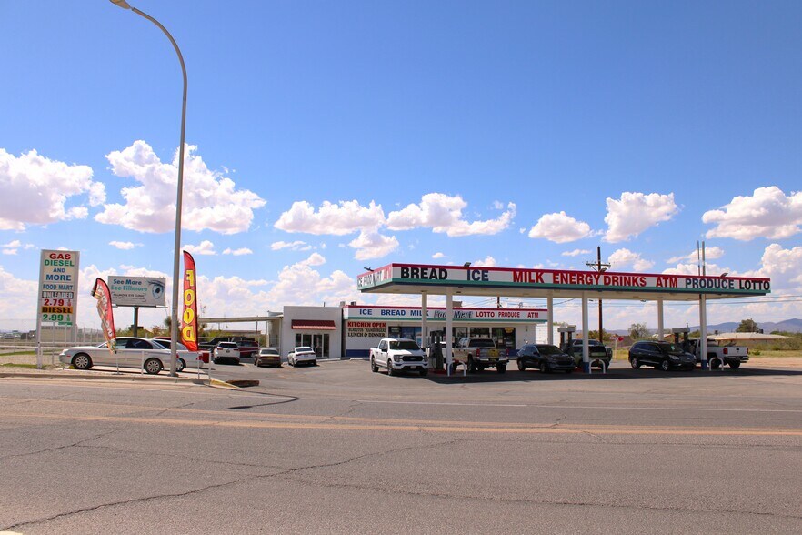 More Photos Of 5701 N Jornada Rd, Las Cruces Service Station For Sale