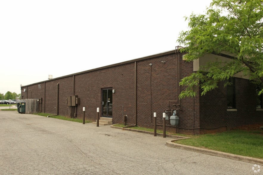 More Photos Of 250 Whittington Pky, Louisville Medical For Lease