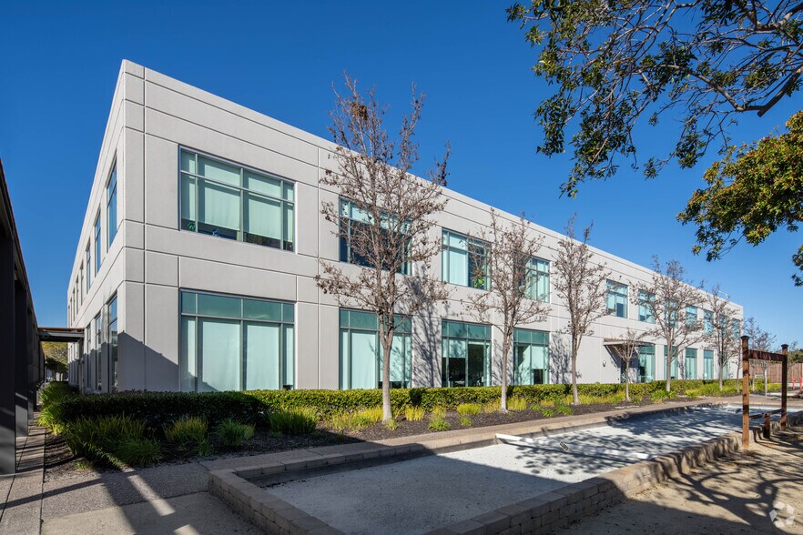More Photos Of 1751 Harbor Bay Pky, Alameda Office For Lease