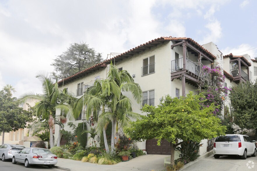More Photos Of 1939 N Kenmore Ave, Los Angeles Apartments For Sale