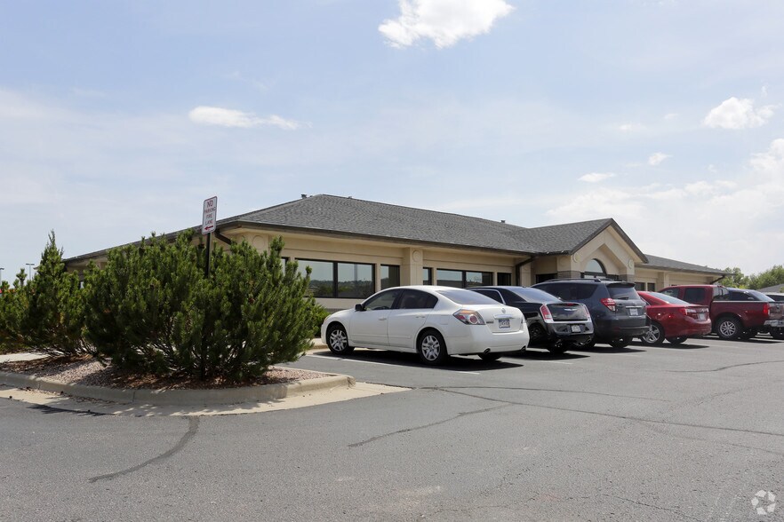 More Photos Of 801 S Perry St, Castle Rock Medical For Lease