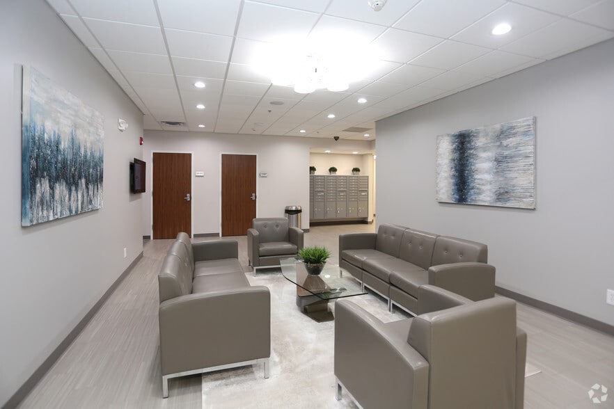 More Photos Of 101 S Elm St, Greensboro Office For Lease