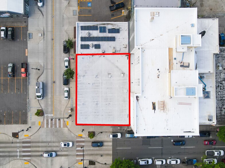 More Photos Of 302-304 4th Ave E, Olympia Storefront For Sale