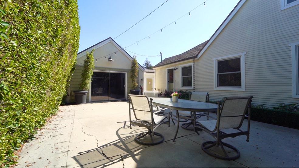 More Photos Of 17066 Palmdale Ln, Huntington Beach Contractor Storage Yard For Sale