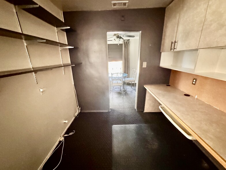 More Photos Of 14436 Whittier Blvd, Whittier General Retail For Sale