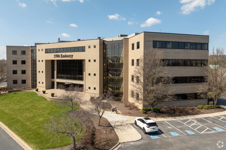 Primary Photo Of 3700 Embassy Pky, Akron Office For Lease