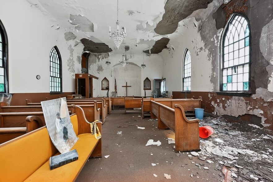 More Photos Of 1215 South Ave, Niagara Falls Religious Facility For Sale