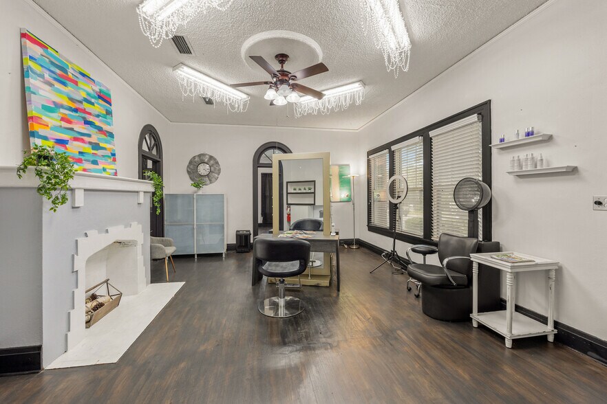 More Photos Of 919 N Monroe St, Tallahassee Freestanding For Lease