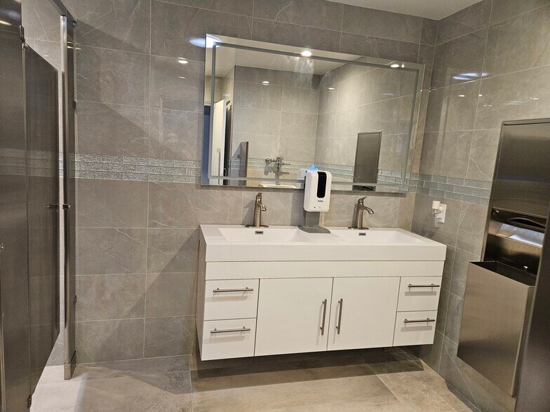 More Photos Of 1517 Fair Oaks Ave, South Pasadena Office For Lease