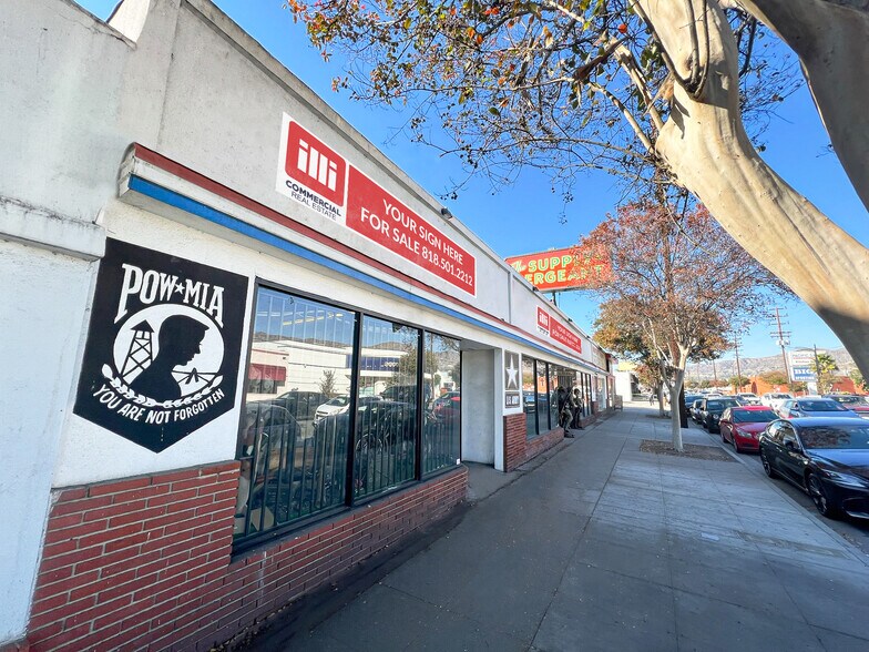 More Photos Of 501-507 N Victory Blvd, Burbank Storefront For Sale