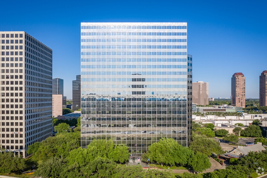 More Photos Of 1900 West Loop S, Houston Office For Lease