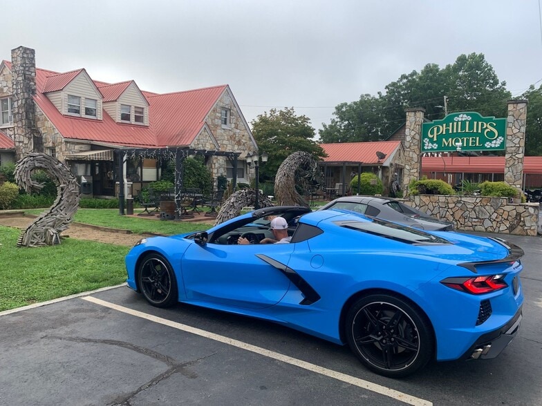 More Photos Of 290 N Main St, Robbinsville Hotel For Sale