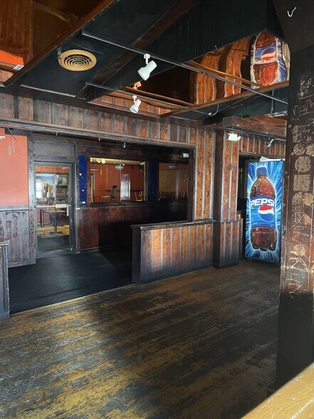 More Photos Of 5865 Robert Oliver Pl, Columbia Unknown For Sale