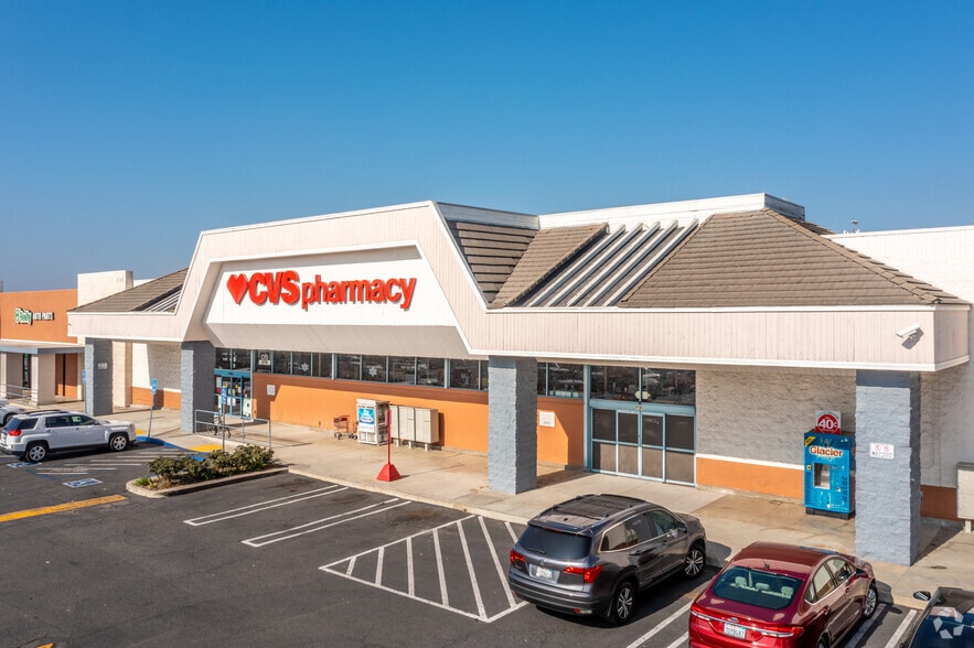 More Photos Of 7011-7251 Warner Ave, Huntington Beach Unknown For Lease