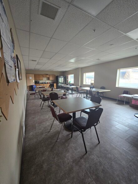 More Photos Of 5405 W Riverbend Ave, Post Falls Manufacturing For Lease