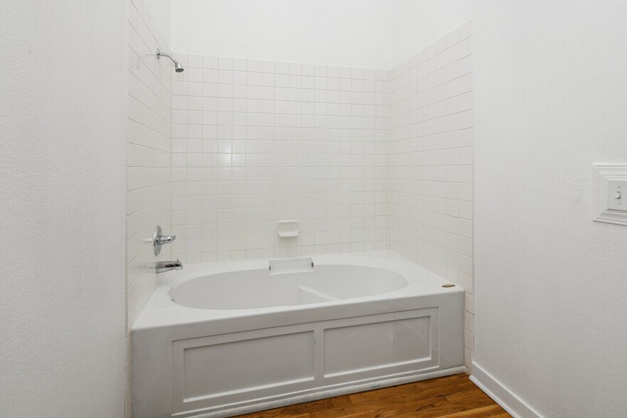 More Photos Of 2501 15th St, Denver Office Residential For Sale