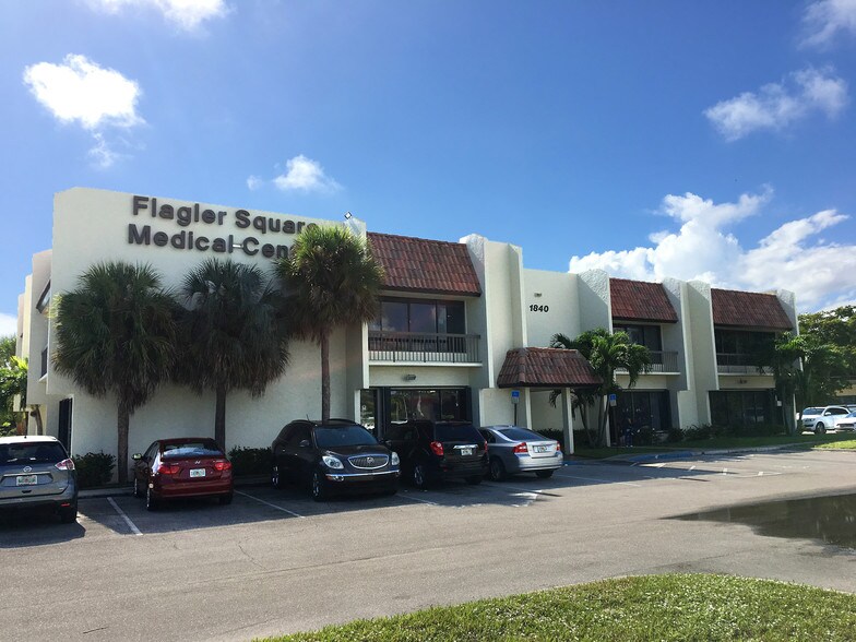 Primary Photo Of 1840 Forest Hill Blvd, West Palm Beach Medical For Sale