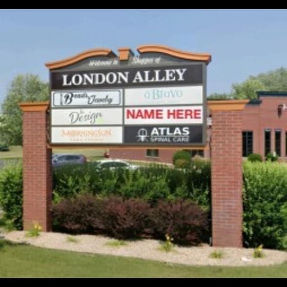 More Photos Of 2069 Central Ct, Green Bay Storefront Retail Office For Lease