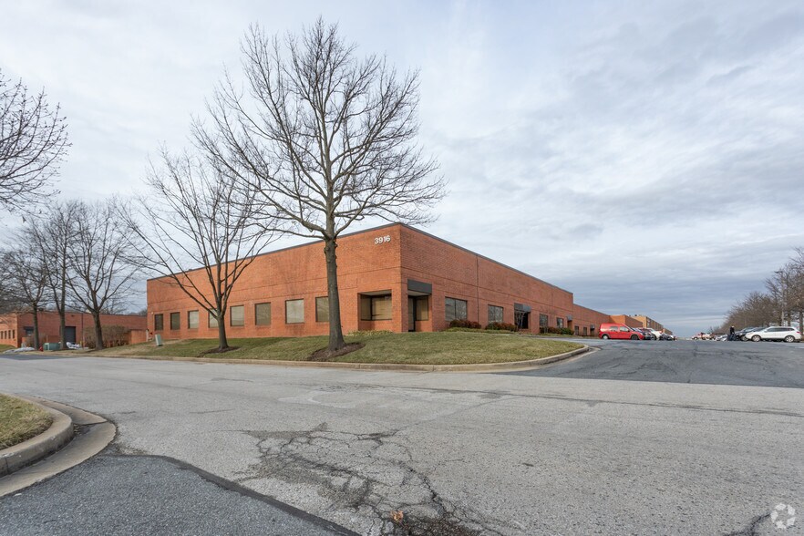 More Photos Of 1500 Caton Center Dr, Arbutus Unknown For Lease