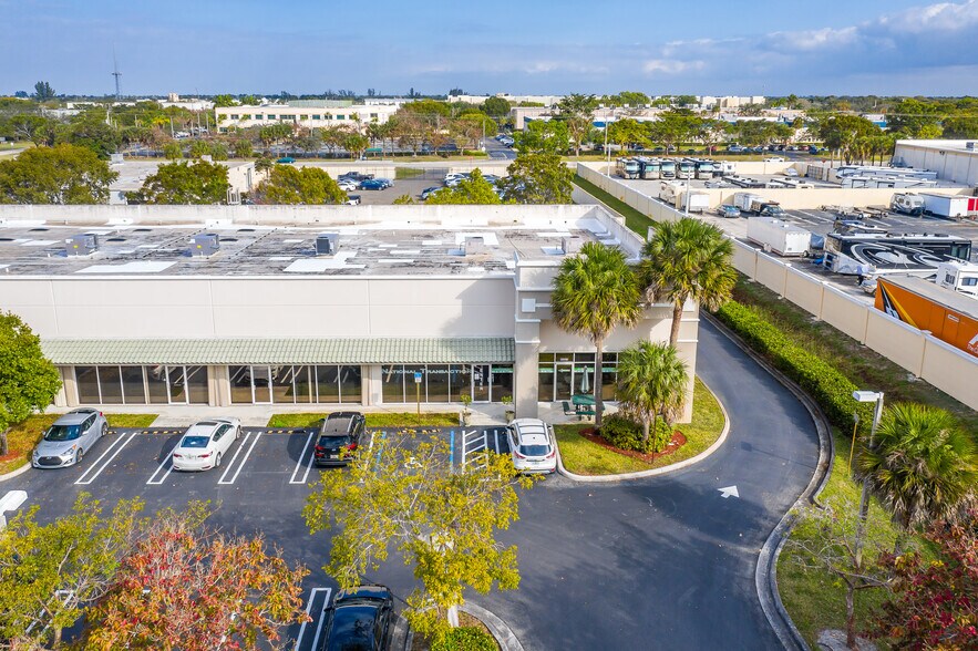 More Photos Of 11931-11971 NW 37th St, Coral Springs Warehouse For Sale